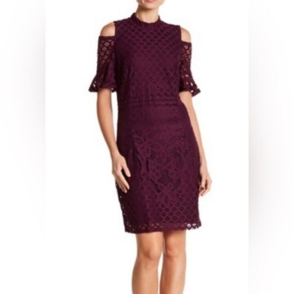 UEC CANDALITE EGGPLANT PURPLE LACE OVERLAY SHEATH COLD SHOULDER DRESS SZ MP